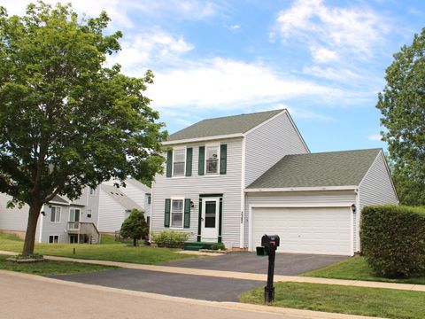 Photo of 2382 N QUAKER HOLLOW Lane, Round Lake Beach, IL 60073 (MLS # 12668447)