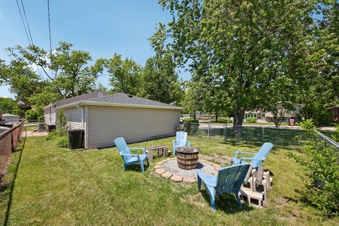 Tiny photo for 16841 Willow Lane Drive, Tinley Park, IL 60477 (MLS # 12687327)