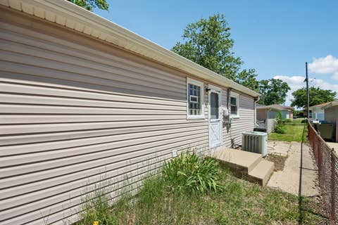 Tiny photo for 16841 Willow Lane Drive, Tinley Park, IL 60477 (MLS # 12687327)