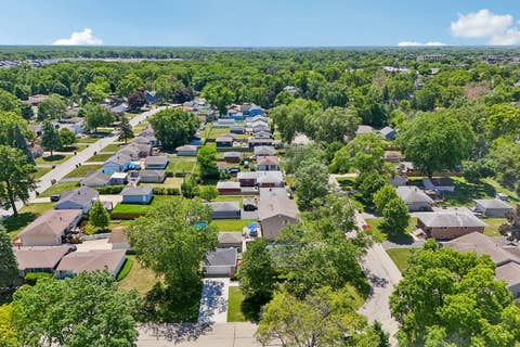 Tiny photo for 16841 Willow Lane Drive, Tinley Park, IL 60477 (MLS # 12687327)