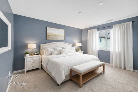 Tiny photo for 3434 Blue Ridge Drive, Carpentersville, IL 60110 (MLS # 12520375)