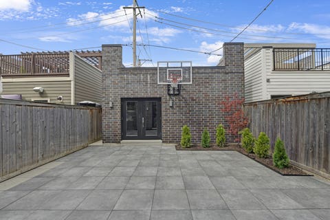 Tiny photo for 3012 N Hoyne Avenue, Chicago, IL 60618 (MLS # 12673943)