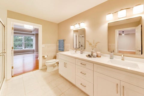 Tiny photo for 44 N VAIL Avenue #213, Arlington Heights, IL 60005 (MLS # 12676058)