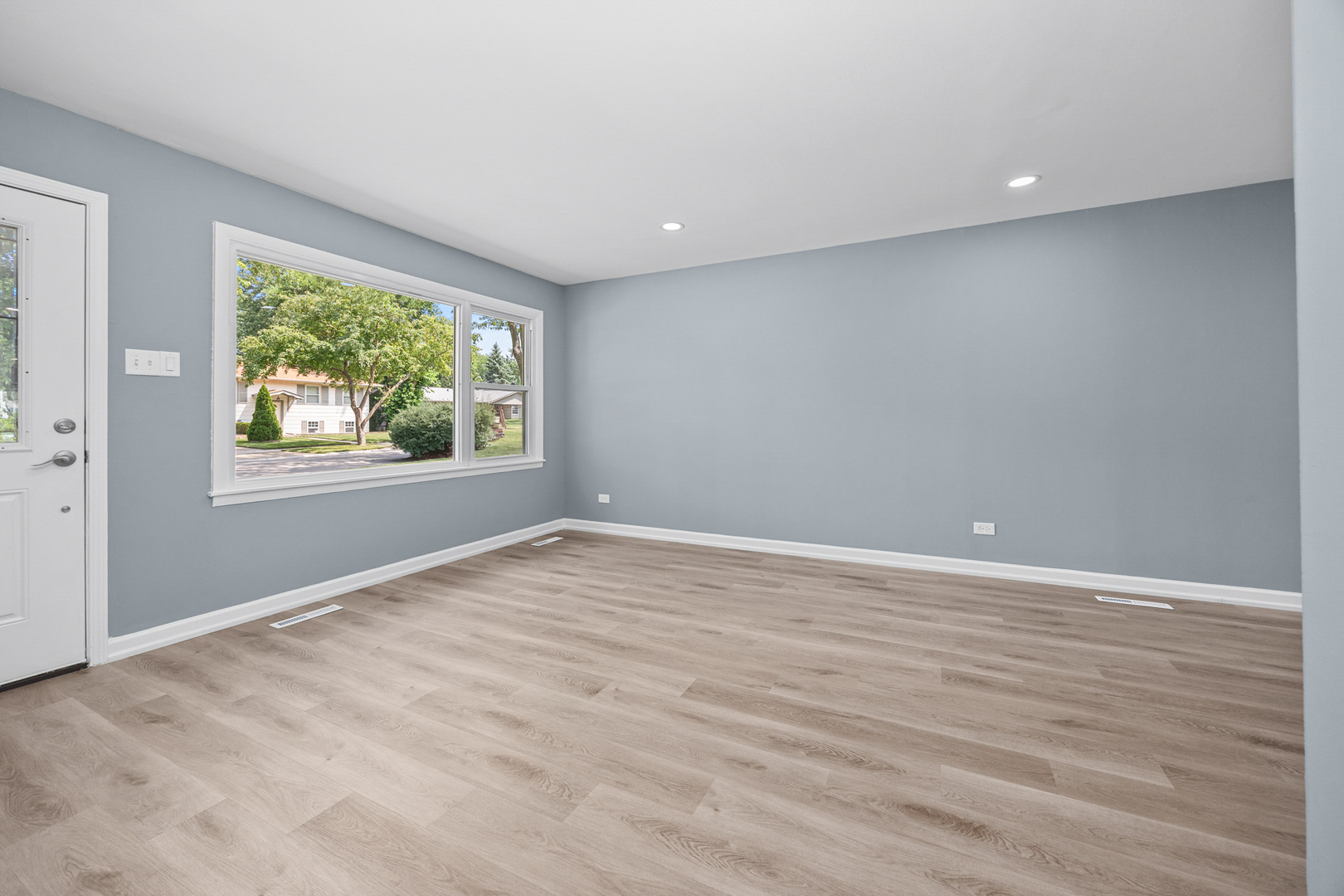 6640 Peach Tree Street