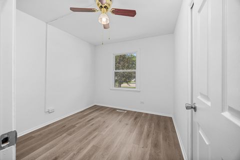 Tiny photo for 6640 Peach Tree Street, Hanover Park, IL 60133 (MLS # 12529969)