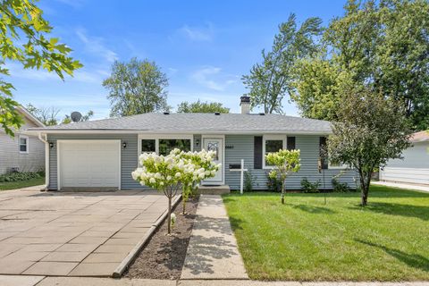 Photo of 6640 Peach Tree Street, Hanover Park, IL 60133 (MLS # 12529969)