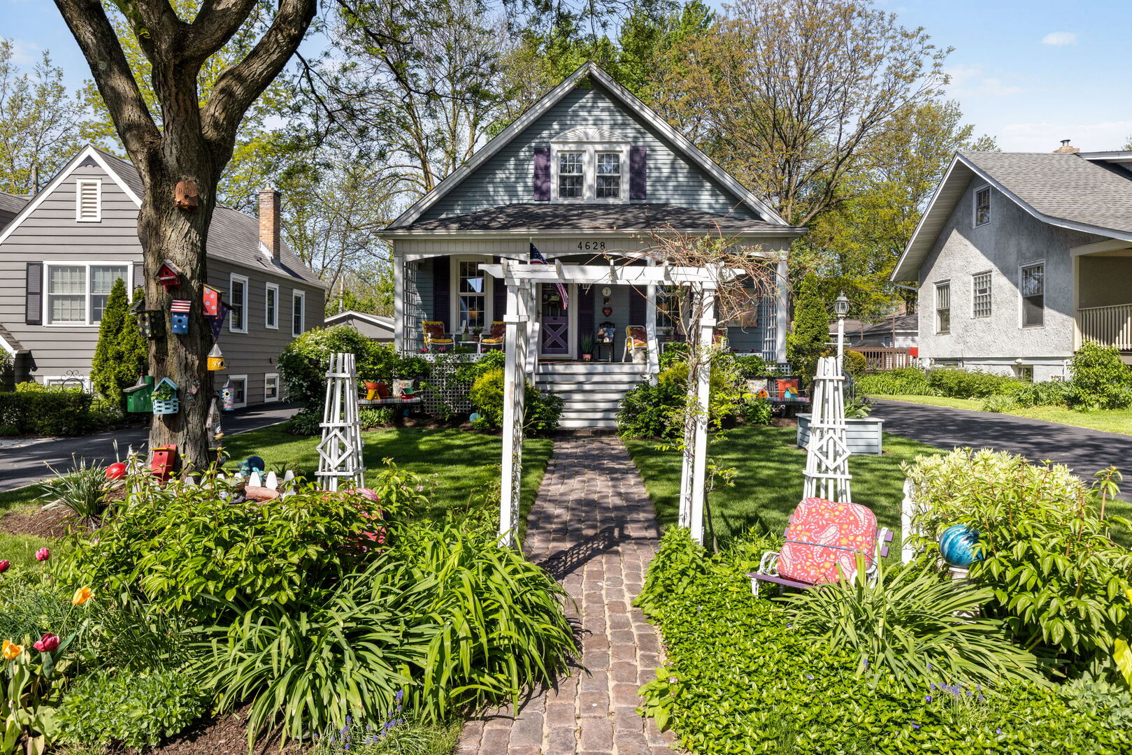 4628 Wolf Road