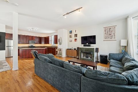 Tiny photo for 3219 N Halsted Street #C, Chicago, IL 60657 (MLS # 12485449)