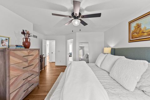 Tiny photo for 1730 E Rusholme Street, Davenport, IA 52803 (MLS # 12556271)