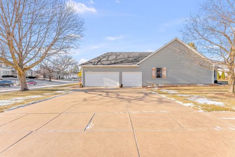 Tiny photo for 1730 E Rusholme Street, Davenport, IA 52803 (MLS # 12556271)
