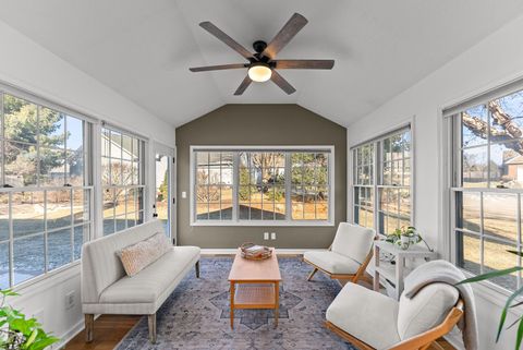 Tiny photo for 1730 E Rusholme Street, Davenport, IA 52803 (MLS # 12556271)