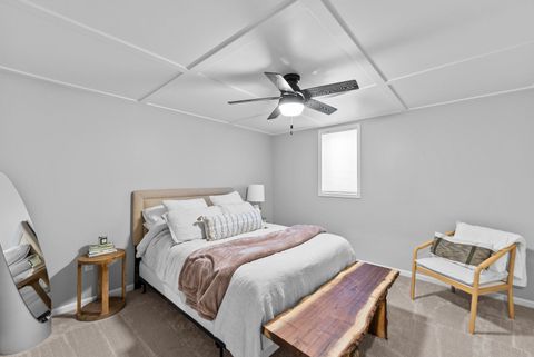 Tiny photo for 1730 E Rusholme Street, Davenport, IA 52803 (MLS # 12556271)