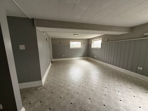 Tiny photo for 18864 Greenbay Avenue, Lansing, IL 60438 (MLS # 12626644)