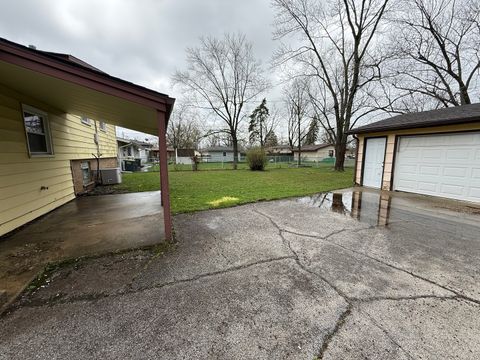 Tiny photo for 18864 Greenbay Avenue, Lansing, IL 60438 (MLS # 12626644)