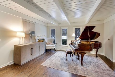 Tiny photo for 400 S Crescent Avenue, Park Ridge, IL 60068 (MLS # 12577270)