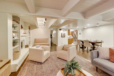 Tiny photo for 400 S Crescent Avenue, Park Ridge, IL 60068 (MLS # 12577270)