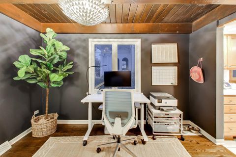 Tiny photo for 400 S Crescent Avenue, Park Ridge, IL 60068 (MLS # 12577270)