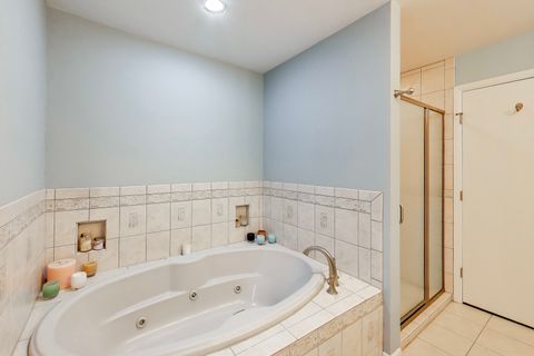 Tiny photo for 400 S Crescent Avenue, Park Ridge, IL 60068 (MLS # 12577270)