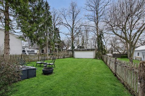Tiny photo for 400 S Crescent Avenue, Park Ridge, IL 60068 (MLS # 12577270)