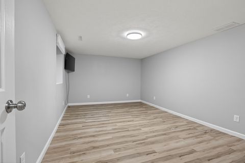 Tiny photo for 8 Ivey Court, Bloomington, IL 61701 (MLS # 12629826)