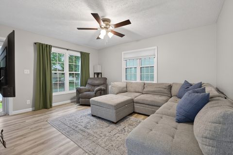 Tiny photo for 8 Ivey Court, Bloomington, IL 61701 (MLS # 12629826)
