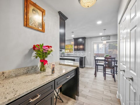 Tiny photo for 885 Stockbridge Place, Elgin, IL 60120 (MLS # 12773006)