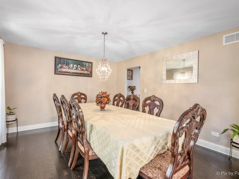 Tiny photo for 885 Stockbridge Place, Elgin, IL 60120 (MLS # 12773006)