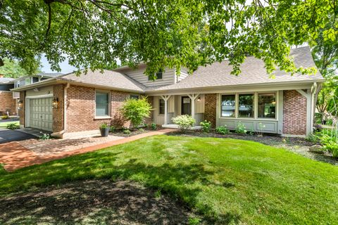 Tiny photo for 1012 Williamsburg Drive, Naperville, IL 60540 (MLS # 12495185)