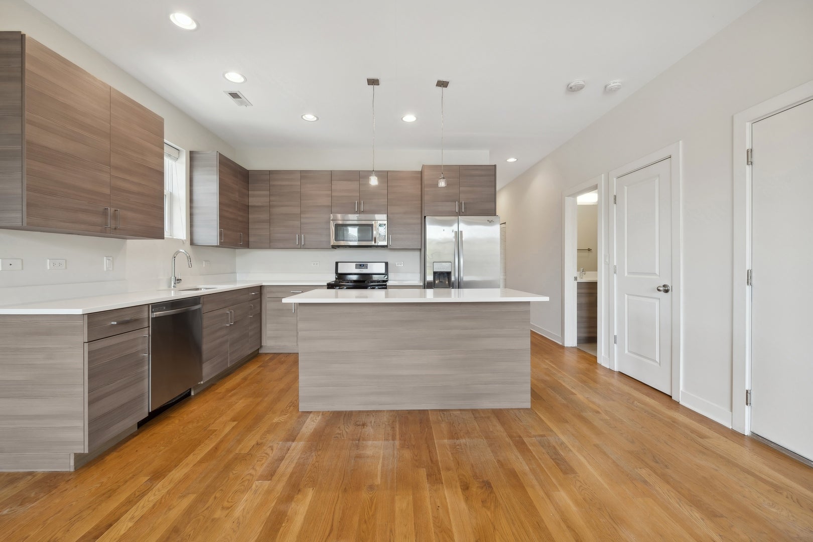 1956 W Ohio Street 3E