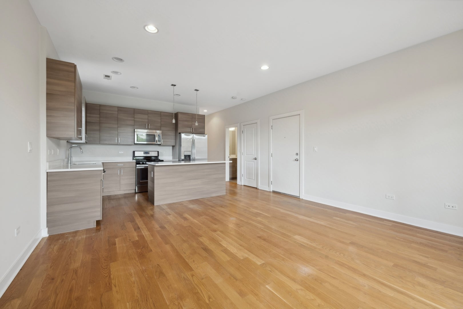 1956 W Ohio Street 3E