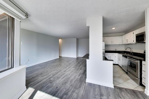 Tiny photo for 801 S Plymouth Court #1006, Chicago, IL 60605 (MLS # 12645717)