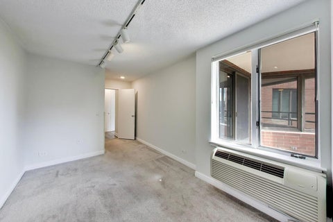 Tiny photo for 801 S Plymouth Court #1006, Chicago, IL 60605 (MLS # 12645717)