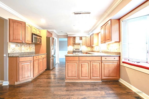 Tiny photo for 562 Applegate Lane, Lake Zurich, IL 60047 (MLS # 12779686)