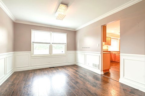 Tiny photo for 562 Applegate Lane, Lake Zurich, IL 60047 (MLS # 12779686)