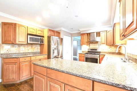 Tiny photo for 562 Applegate Lane, Lake Zurich, IL 60047 (MLS # 12779686)