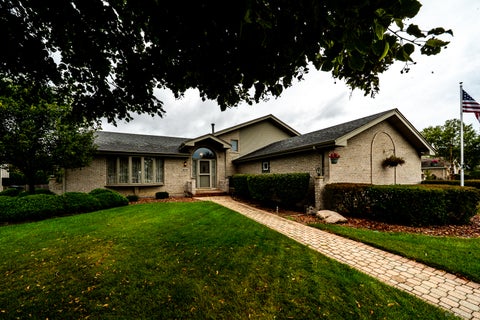 Photo of 10708 Willow Avenue, Mokena, IL 60448 (MLS # 12715275)