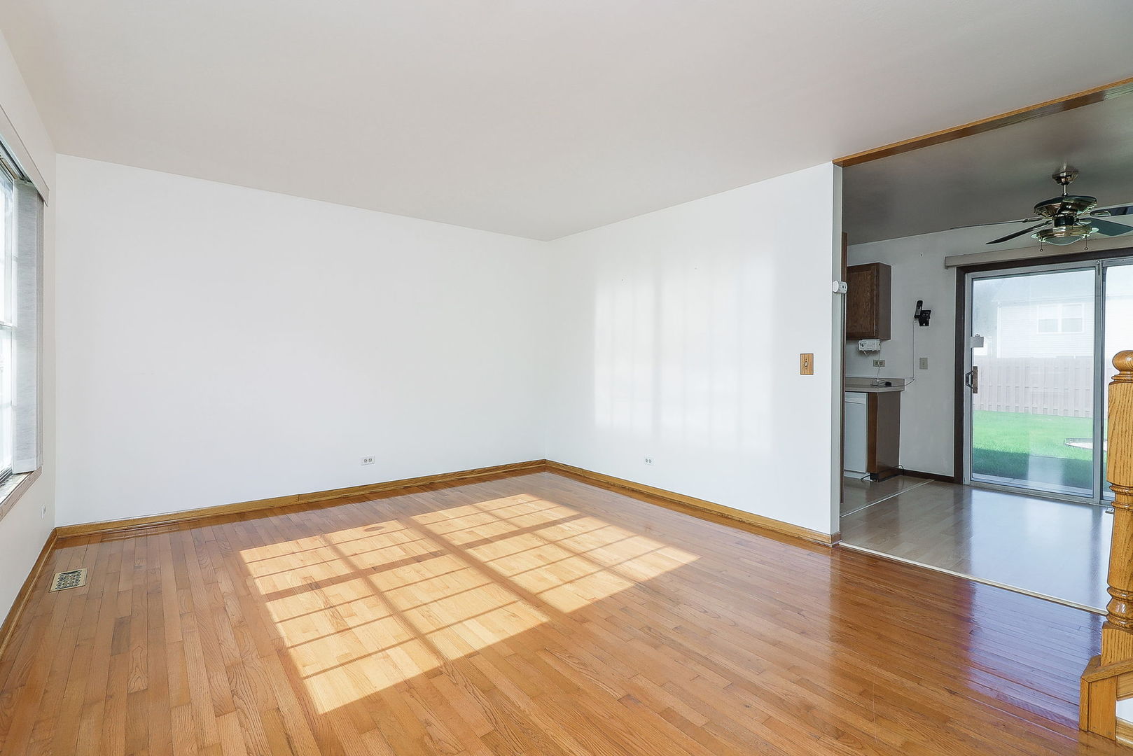 825 Prairie Avenue