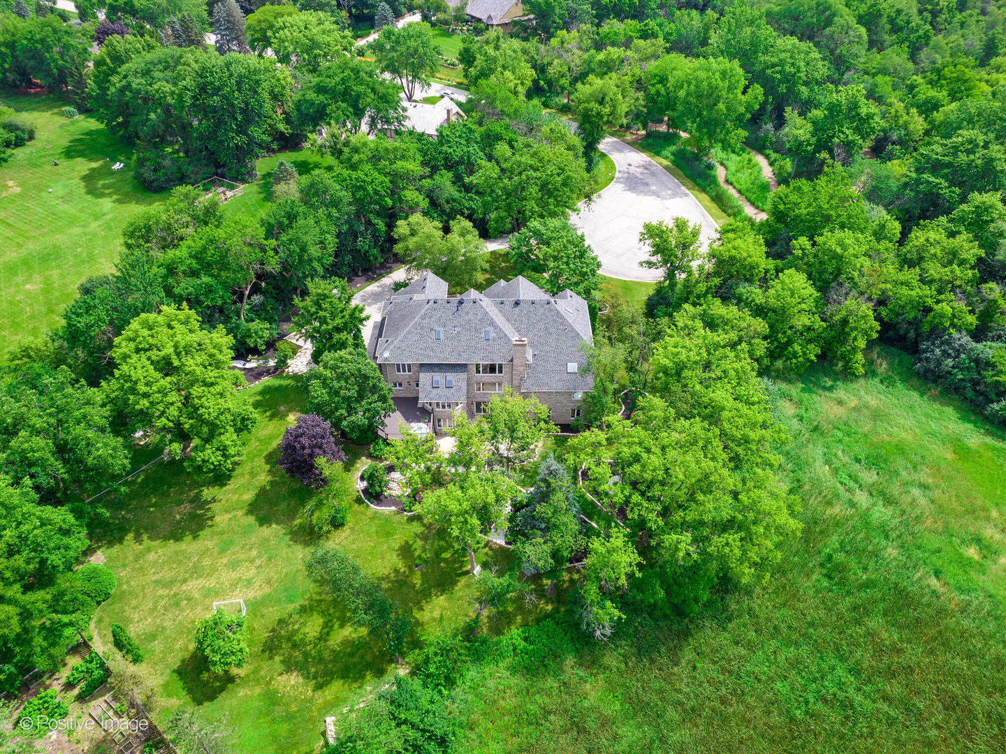 1 Seneca Avenue W