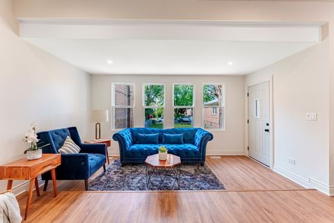 Tiny photo for 2343 Ridgeland Avenue, Berwyn, IL 60402 (MLS # 12488192)