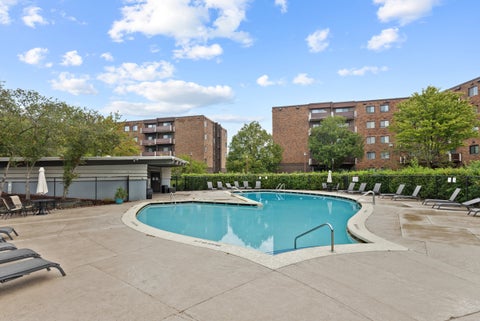 Tiny photo for 840 Wellington Avenue #103, Elk Grove Village, IL 60007 (MLS # 12769817)
