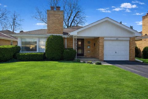 820 N Delphia Avenue Park Ridge IL 60068