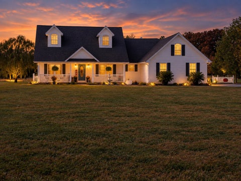 Photo of 18121 N Jefferson Field Lane, Mt Vernon, IL 62864 (MLS # 12794008)