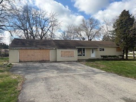 Photo of 17W531 Morningside Drive, Oakbrook Terrace, IL 60181 (MLS # 12610802)