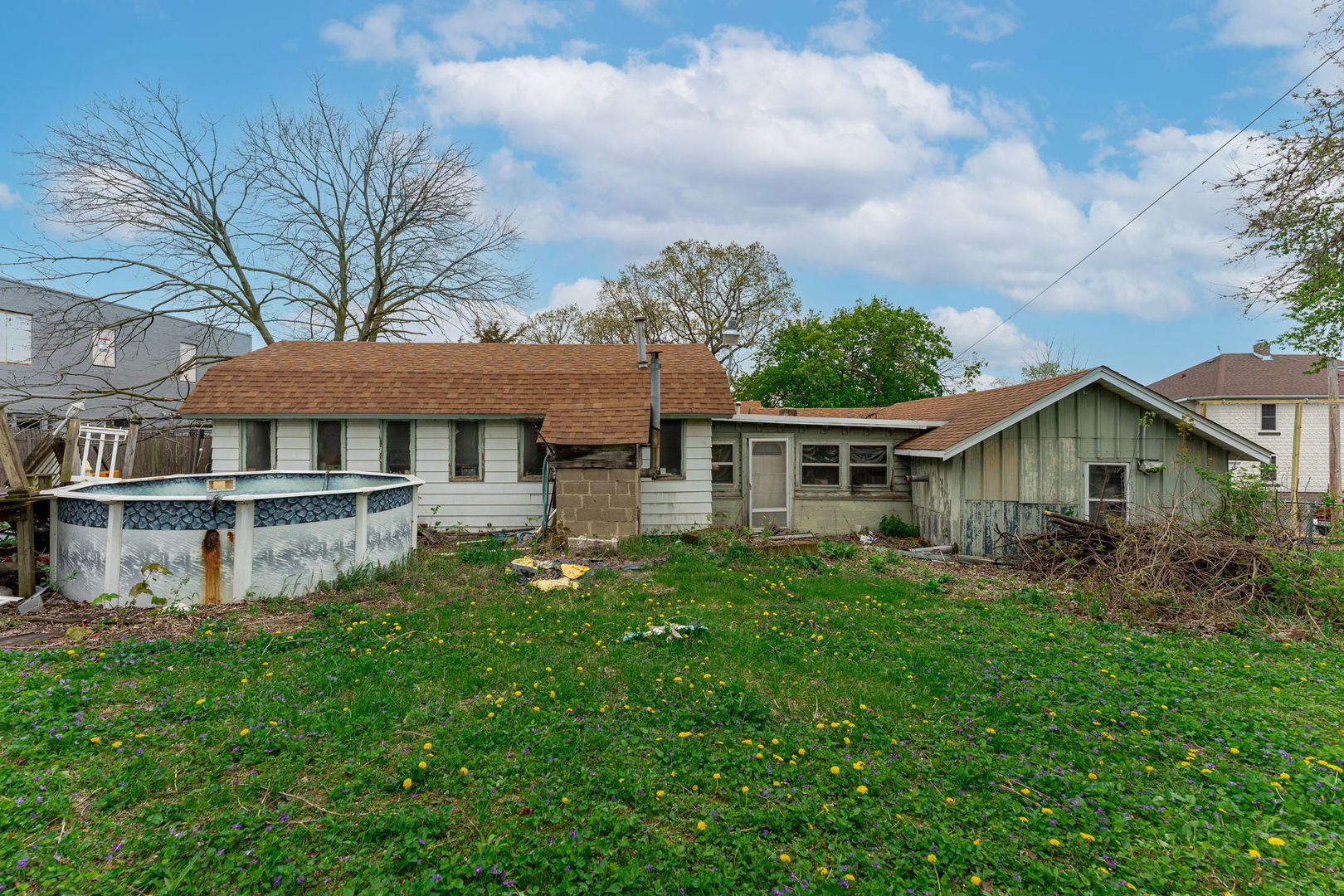 1035 Dearborn Avenue