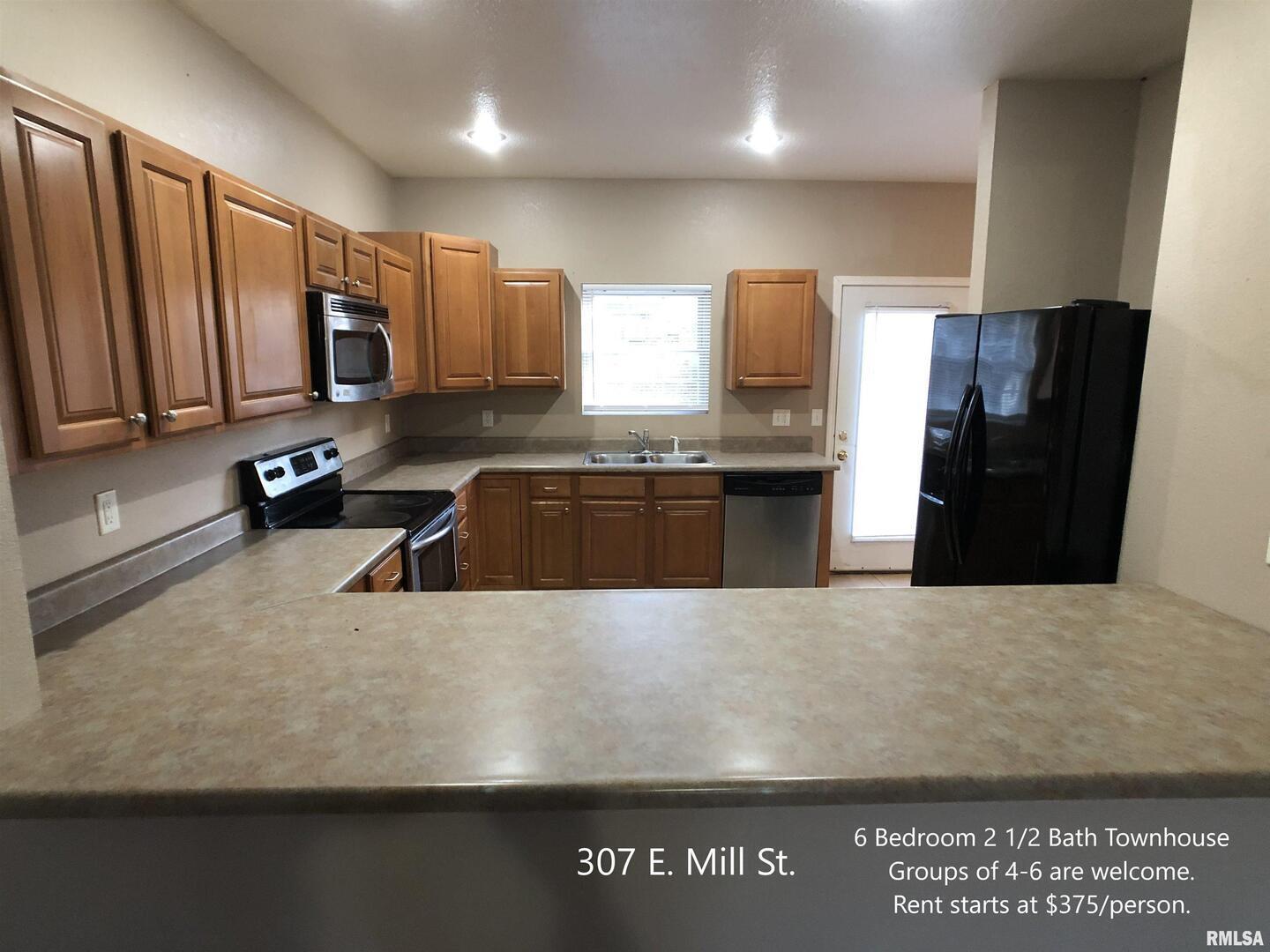 305 & 307 E MILL Street