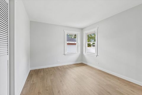 Tiny photo for 10206 S Saint Louis Avenue, Evergreen Park, IL 60805 (MLS # 12567824)
