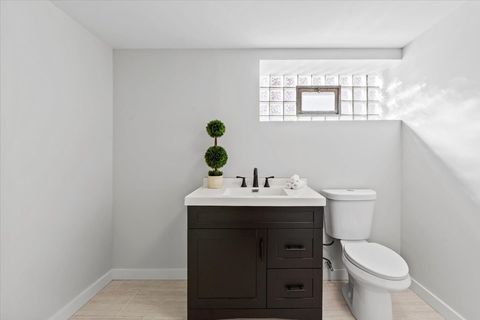 Tiny photo for 10206 S Saint Louis Avenue, Evergreen Park, IL 60805 (MLS # 12567824)