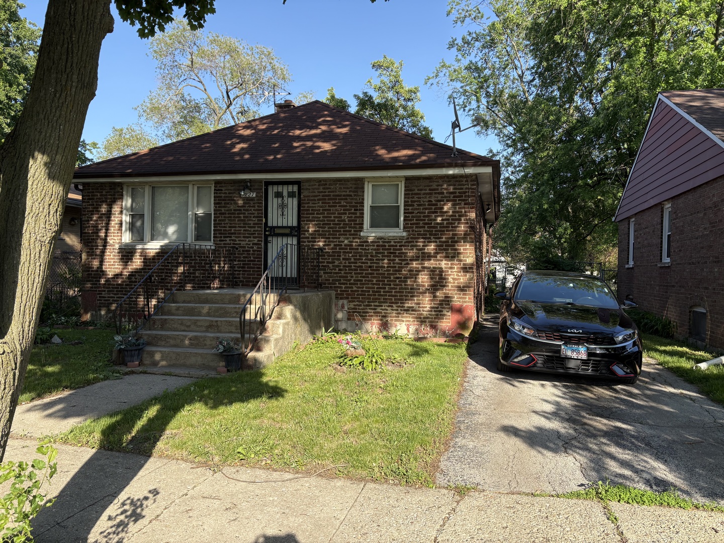 1227 Lincoln Avenue