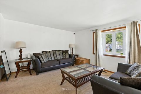 Tiny photo for 404 E Maple Drive, Glenwood, IL 60425 (MLS # 12369758)