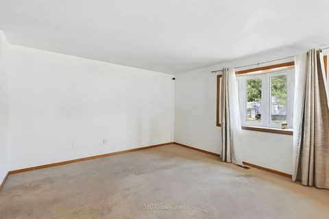 Tiny photo for 404 E Maple Drive, Glenwood, IL 60425 (MLS # 12369758)